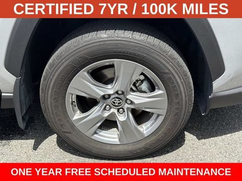 Used 2024 Toyota RAV4 XLE AWD/4WD image 7
