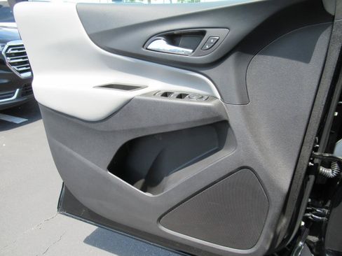 Used 2024 Chevrolet Equinox LS w/ Driver Confidence II Package FWD image 18