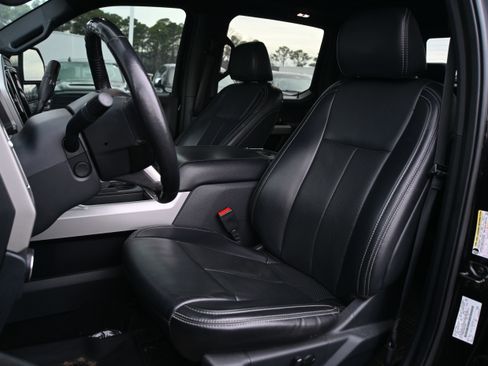 Used 2022 Ford F250 Lariat w/ Lariat Ultimate Package image 6