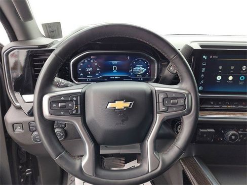 Used 2024 Chevrolet Silverado 2500 LT w/ Safety Package image 21