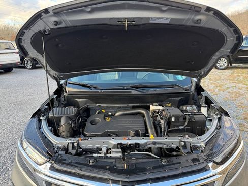 Used 2024 Chevrolet Equinox LS w/ Driver Confidence II Package image 32