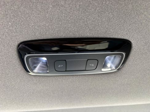 Used 2023 Hyundai Palisade Limited FWD image 25