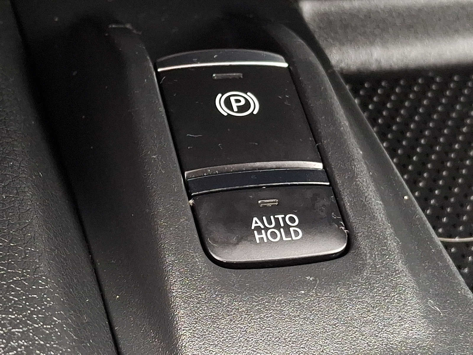 Used 2019 Nissan Rogue SV w/ Premium Package AWD/4WD image 20