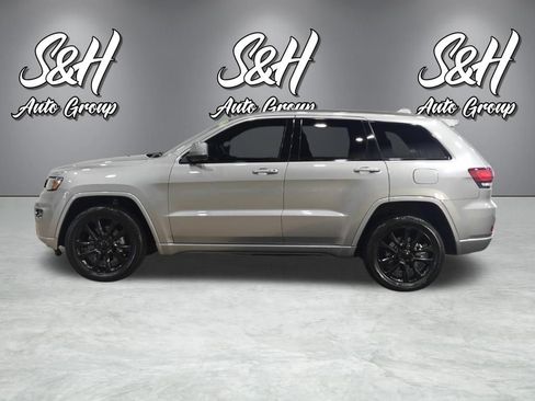 Used 2021 Jeep Grand Cherokee Laredo X AWD/4WD image 15