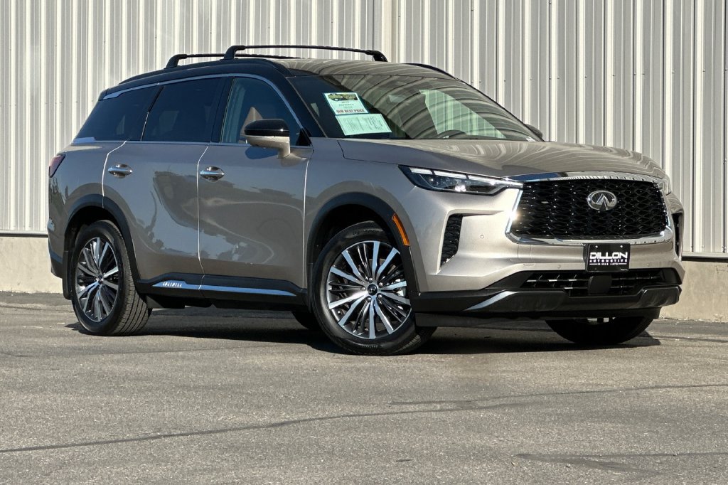 Used 2023 INFINITI QX60 Autograph AWD/4WD image 2