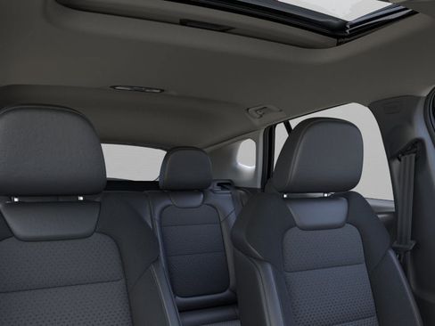 New 2026 Chevrolet Trax LT w/ Sunroof Package FWD image 24