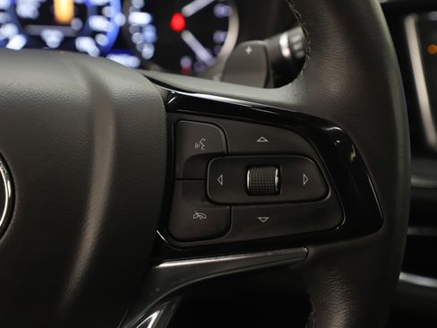 Used 2024 Buick Enclave Avenir w/ Avenir Technology Package image 30