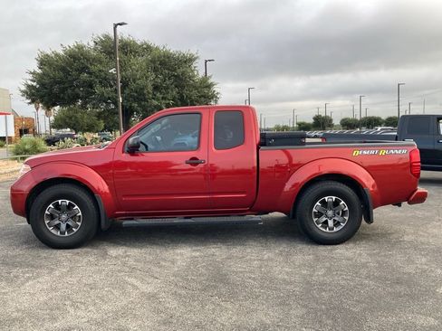Used 2018 Nissan Frontier Desert Runner RWD image 8