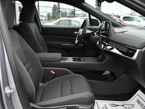 Used 2024 Honda Prologue EX image 46