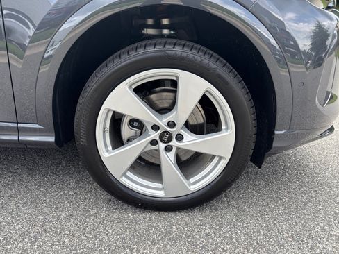 Certified 2025 Audi Q5 Premium Plus AWD/4WD image 25