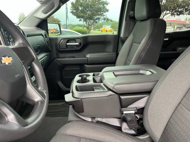 Used 2024 Chevrolet Silverado 1500 Custom RWD image 9