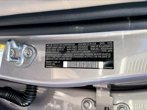 New 2026 Volvo EX90 Plus RWD image 36