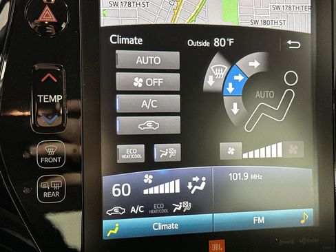 Used 2017 Toyota Prius Prime Advanced image 19