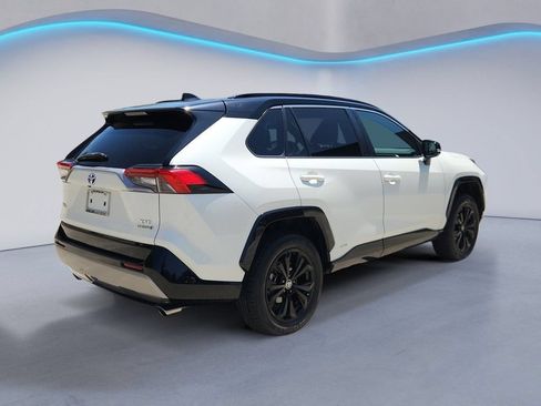 Used 2022 Toyota RAV4 XSE w/ XSE Grade Weather Package AWD/4WD image 3