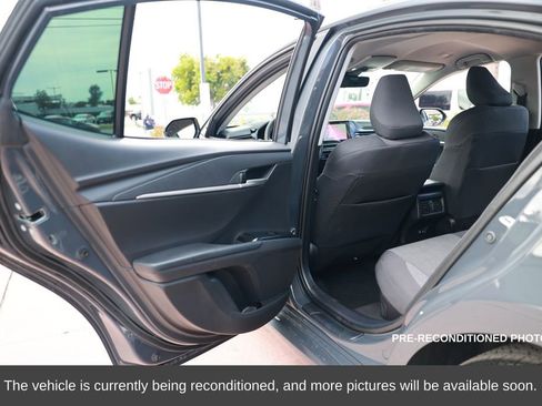 Used 2025 Toyota Camry LE w/ Convenience Package image 32