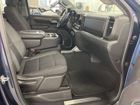 Used 2022 Chevrolet Silverado 1500 LT image 30