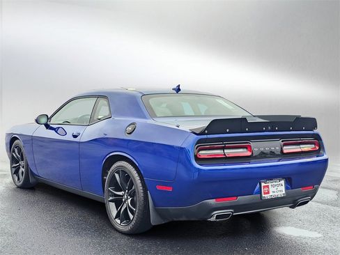 Used 2018 Dodge Challenger SXT Plus image 21