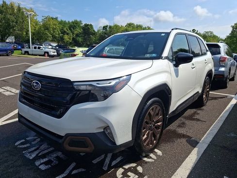 Certified 2025 Subaru Forester Sport AWD/4WD image 3