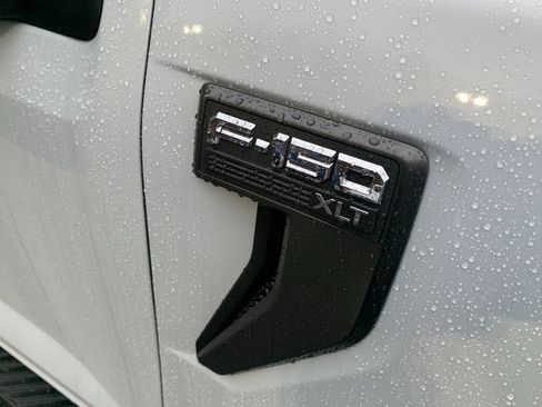 Used 2022 Ford F150 XLT w/ Equipment Group 302A High image 10