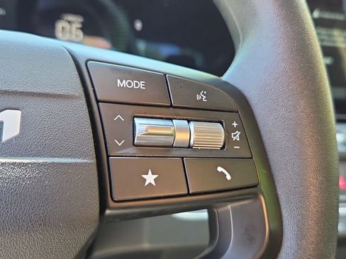 Used 2025 Kia K4 FWD image 25