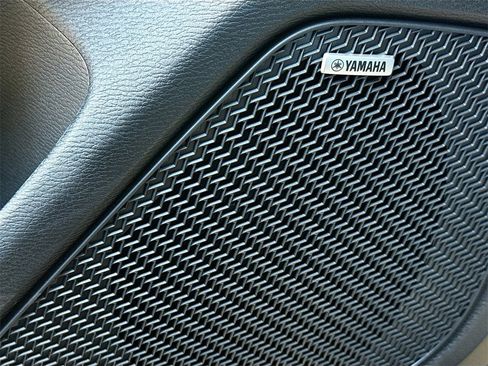 New 2026 Mitsubishi Outlander SEL image 19