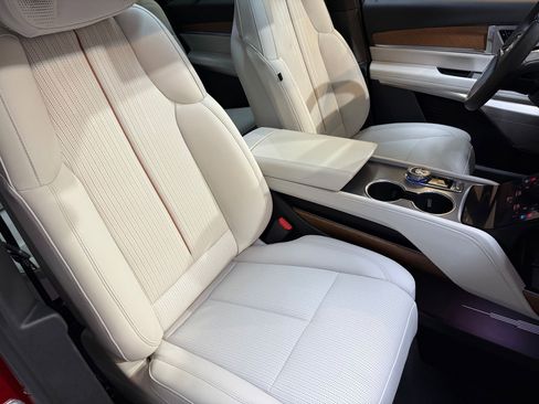 New 2026 Cadillac Vistiq Sport image 56