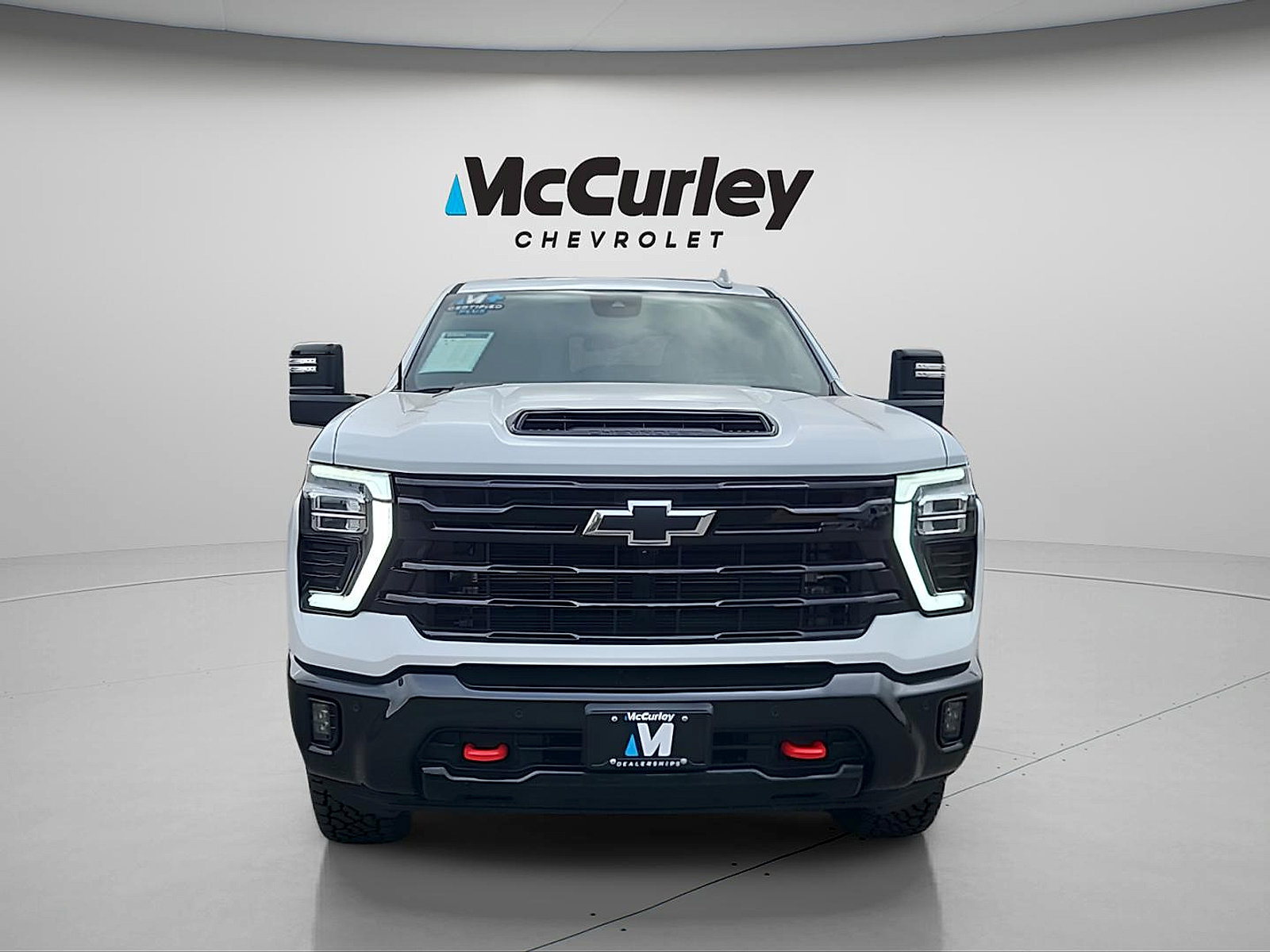 Used 2026 Chevrolet Silverado 3500 LTZ w/ LTZ Plus Package AWD/4WD image 2