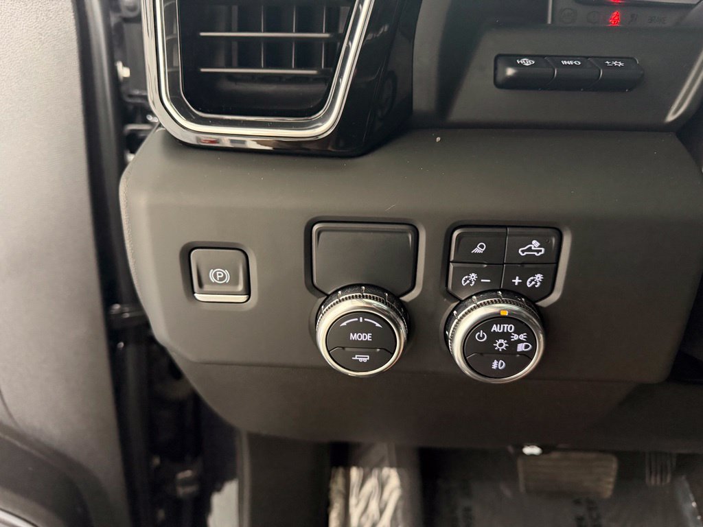 Used 2022 GMC Sierra 1500 Denali w/ Denali Reserve Package RWD image 7