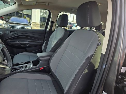 Used 2017 Ford Escape S image 23