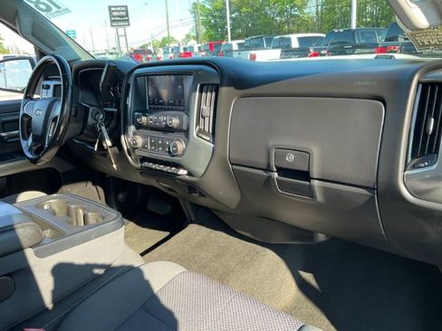 Used 2018 Chevrolet Silverado 2500 LT AWD/4WD image 19