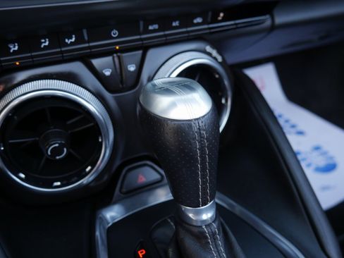 Used 2017 Chevrolet Camaro SS image 17