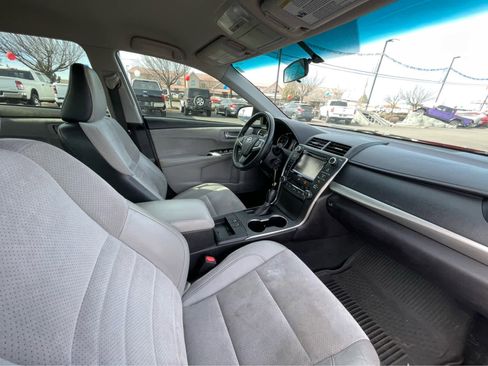 Used 2017 Toyota Camry XSE image 24