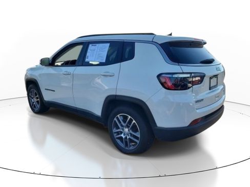 Used 2020 Jeep Compass Latitude FWD image 7