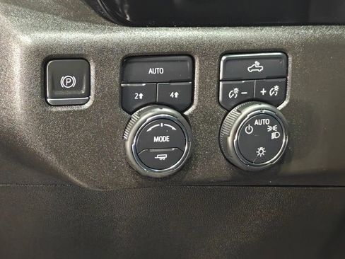 Used 2023 Chevrolet Silverado 1500 LT w/ Max Trailering Package image 10