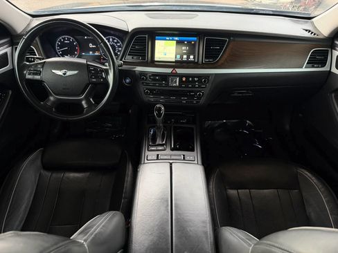 Used 2015 Hyundai Genesis 5.0 RWD image 16