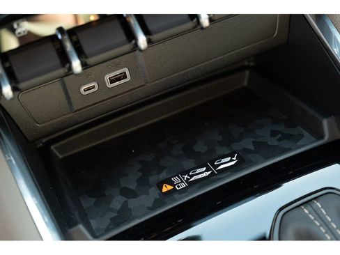 New 2026 GMC Canyon Denali image 21