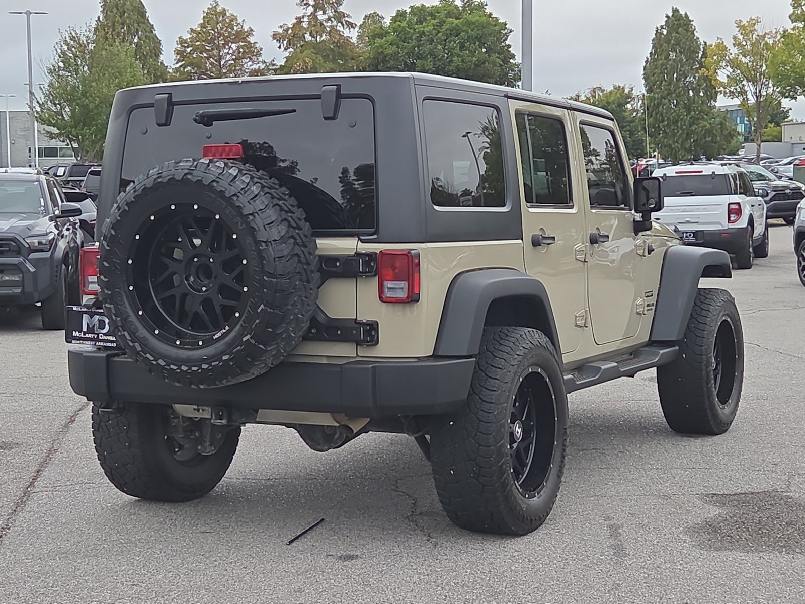 Used 2017 Jeep Wrangler Unlimited Sport w/ Quick Order Package 24S AWD/4WD image 5