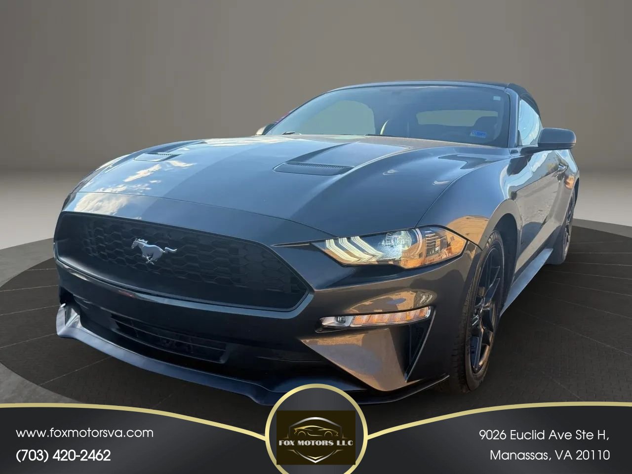 Used 2018 Ford Mustang Premium RWD image 1