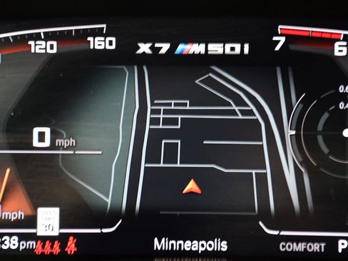 Used 2021 BMW X7 M50i w/ Cold Weather Package AWD/4WD image 24