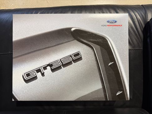 Used 2017 Ford Mustang Shelby GT350R w/ GT350R Equipment Group 920A RWD image 37