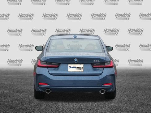 Certified 2025 BMW 330i Sedan image 8