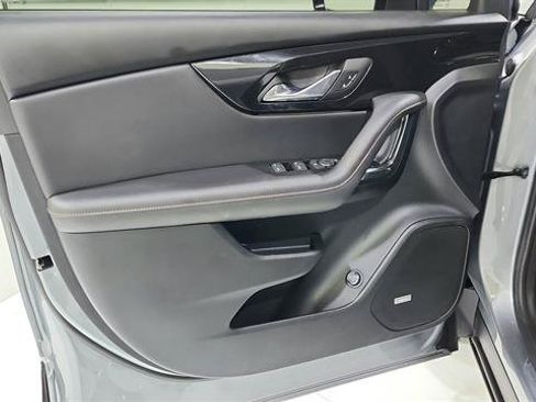 Used 2025 Chevrolet Blazer RS FWD image 21