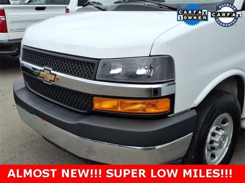 Used 2023 Chevrolet Express 2500 w/ Driver Convenience Package image 7