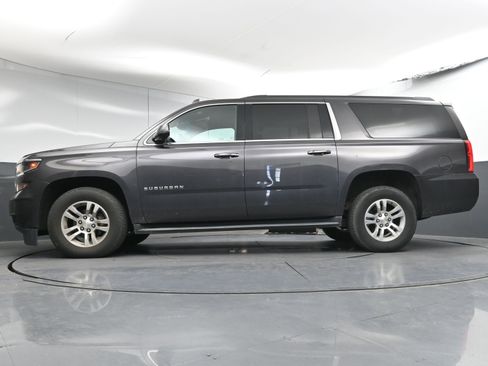 Used 2017 Chevrolet Suburban LS image 25