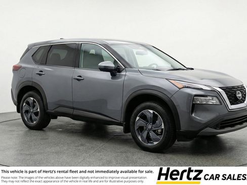 Used 2025 Nissan Rogue SV FWD image 1
