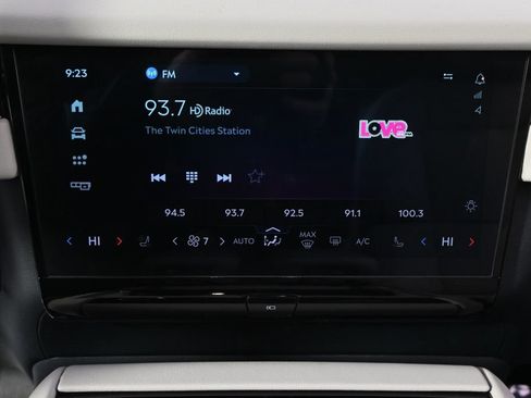 New 2026 Lincoln Navigator Reserve w/ Jet Appearance Package AWD/4WD image 28