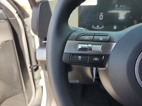 New 2026 Hyundai Kona SEL Premium FWD image 12