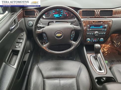 Used 2013 Chevrolet Impala LTZ FWD image 11