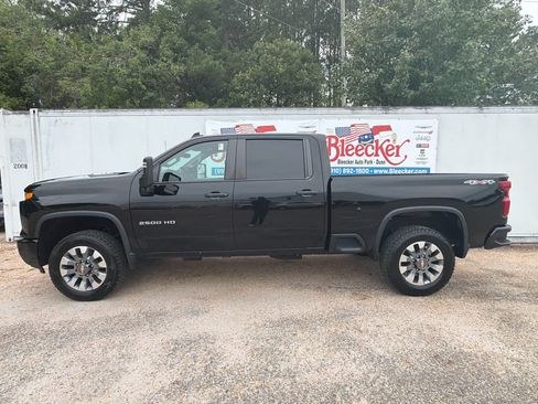 Used 2025 Chevrolet Silverado 2500 Custom w/ Custom Convenience Package AWD/4WD image 7
