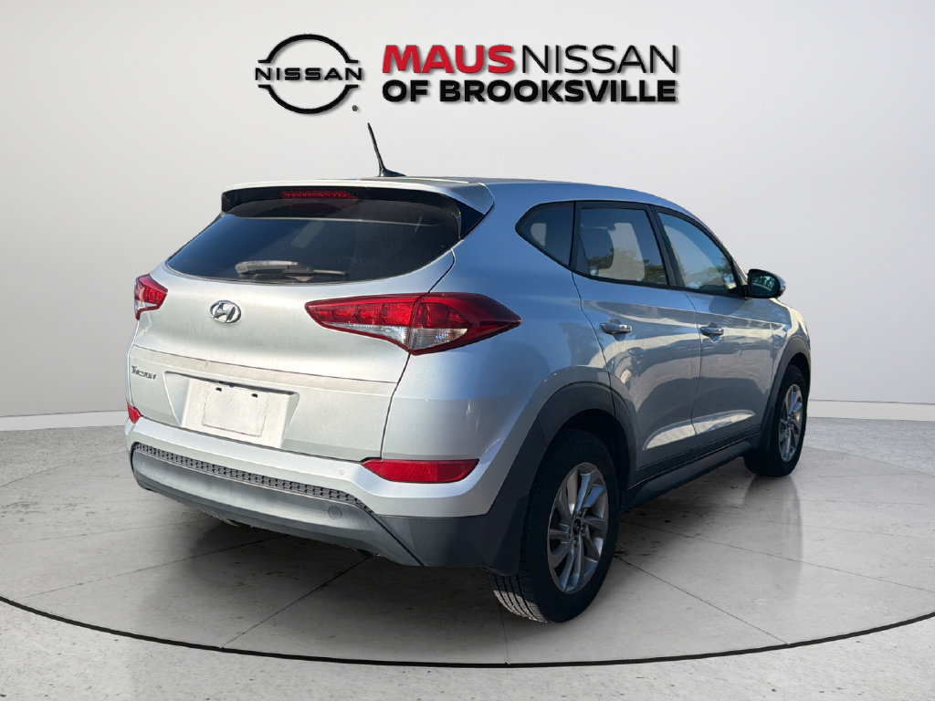 Used 2017 Hyundai Tucson SE w/ Cargo Package FWD image 12